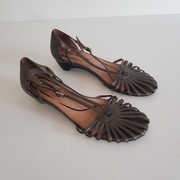 Hush Puppies Shoes - Hush Puppies Size 8C Eu 39 Leather Sandals Bronze Low Heel Womens Shoes
